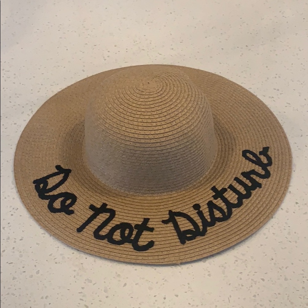 Sun floppy hat “Do Not Disturb” - never been worn